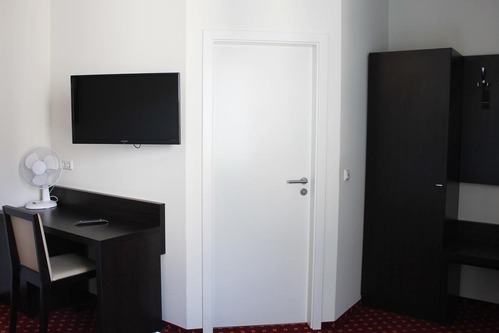 Aariana Hotel Offenbach am Main Ngoại thất bức ảnh