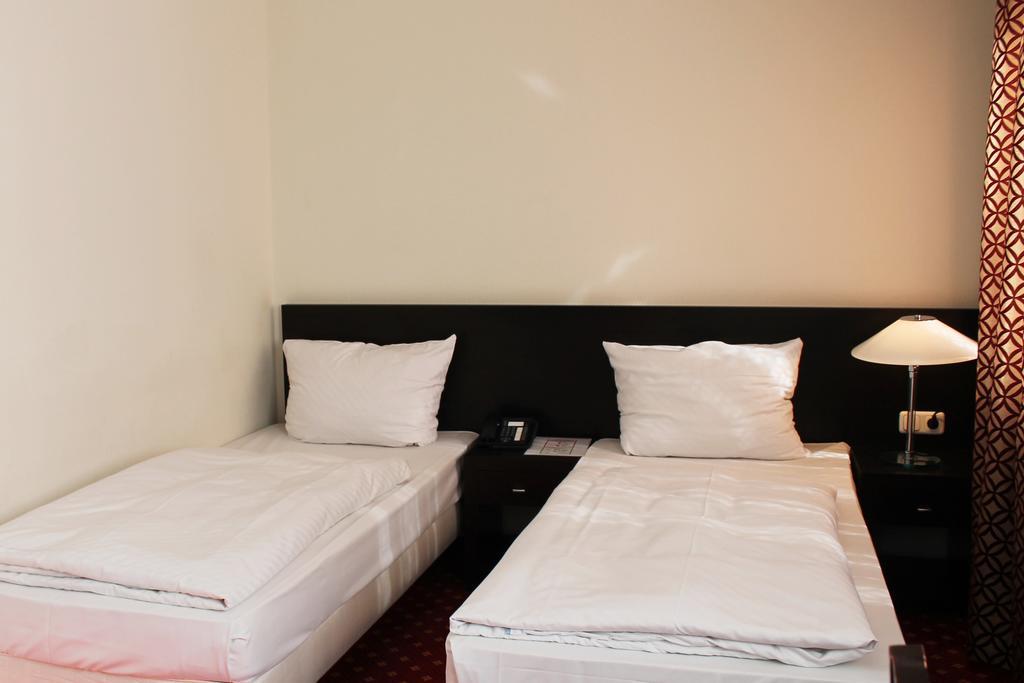 Aariana Hotel Offenbach am Main Ngoại thất bức ảnh